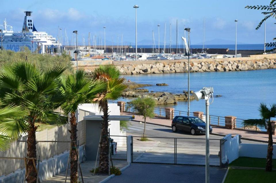 Boutique Lungomare Aparthotel Porto Torres Εξωτερικό φωτογραφία